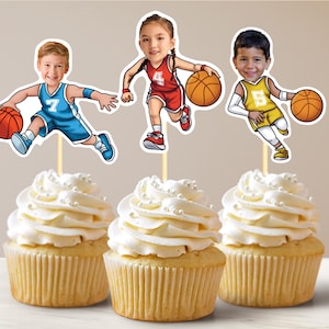 Topper per cupcake con volto di basket personalizzato, topper per cupcake con volto di bambino personalizzato, topper per cupcake per il primo compleanno, compleanno importante