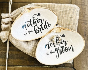 Mother of The Bride Shell Ring Dish Gift, Mother of The Groom Gift for Beach Wedding, Decoupage Shell Jewelry Dish Personalized, Shell Art