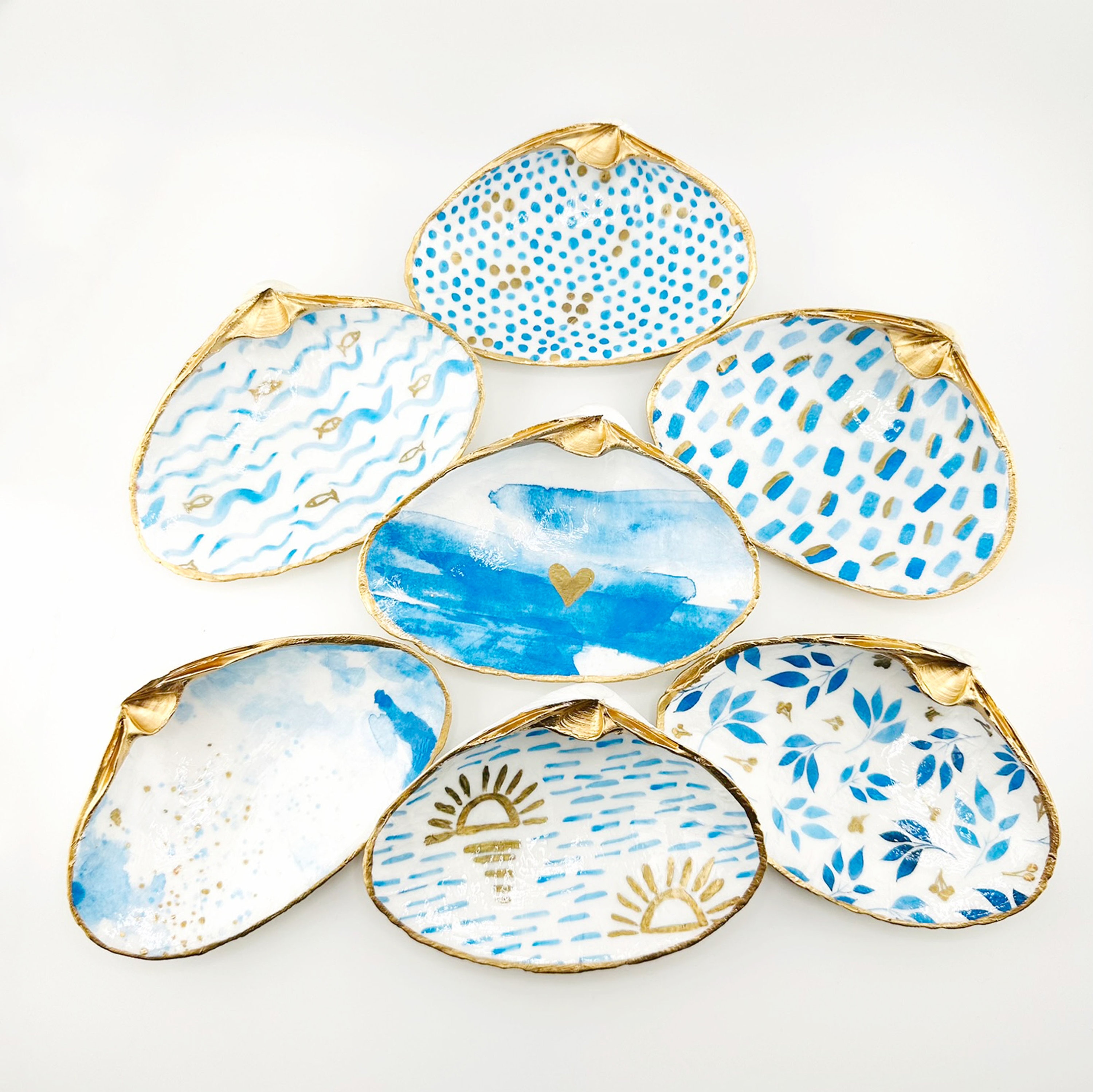 Handcrafted Clam Shell Ring Dish: Blue, White & Gold Coastal Decor - Etsy