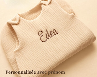 Gigoteuse bébé personnalisée – Turbulette 0-6 mois – Cadeau naissance mixte – Prénom brodé ou flocage – Gaze de coton Oeko Tex