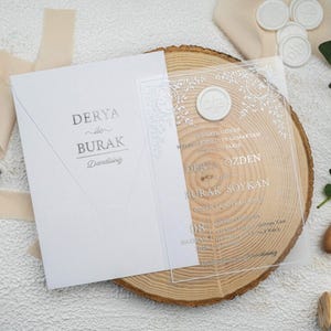 White envelope wedding invitation Elegant wedding invitation Gold foil invitation Bridal shower frosted transparent invitation