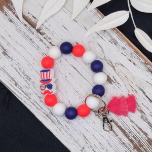 Patriotic Silicone Wristlet, July 4th, Red White Blue, 4th of July, Silicone Bead Keychain, Red White Blue, Holiday Wristlet Keychain, Beads