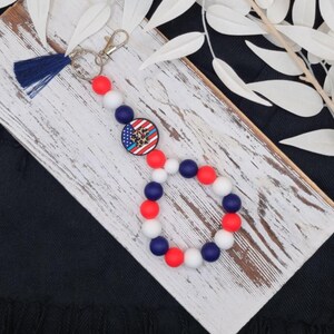 Patriotic Silicone Wristlet, July 4th, Red White Blue, 4th of July, Silicone Bead Keychain, Red White Blue, Holiday Wristlet Keychain, Beads