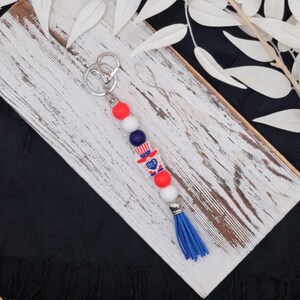 Patriotic Silicone Keychain, July 4th, Red White Blue, 4th of July, Silicone Bead Keychain, Red White Blue, Holiday Keychain, Silicone Beads