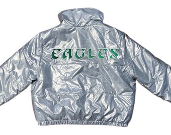 Space silver grey puffer jacket Philadelphia Eagles - Kelly Green Eagle - 90’s Lettering