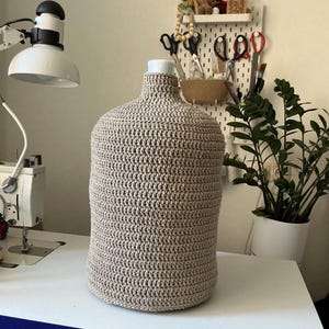 Jute Bottle Cover 5 Gallon – Rustic Water Jug Sleeve, Eco-Friendly Dispenser Decor