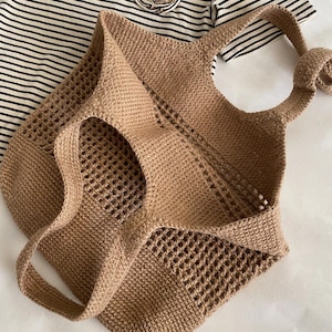 Handmade Jute Shopper Bag – Eco-Friendly Woven Tote, Lightweight Summer Market Bag, Minimalist Zero Waste Purse, Travel Gift for Her