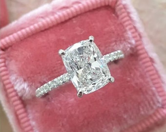 Anillo de compromiso Moissanite de cojín de 2CT, anillo de puntas clásicas, anillo nupcial pavimentado, anillo de bodas delicado, halo invisible, regalo de aniversario