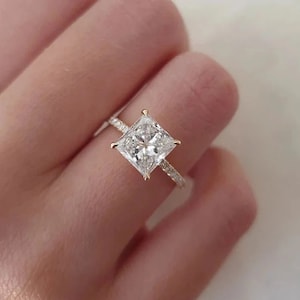 2.00 CT Princess Cut Moissanite Engagement Ring, Classic Ring, Unique Pave Solitaire Ring, Dainty Wedding Ring, Bridal Ring, Invisible Halo