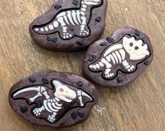 3D Printed Dinosaur Fossil Clicker Keychain | Fidget Toy for Nurses