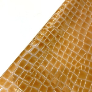 Piel de cocodrilo charol de color amarillo anaranjado para manualidades en taller, 2,5 oz/20 pies cuadrados