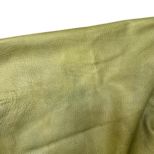 Piel de vaca con relieve de elefante verde / 13 pies cuadrados de piel de vaca con relieve, suave y genuina, para carteras, artesanías, tapicería, muebles y bolsos