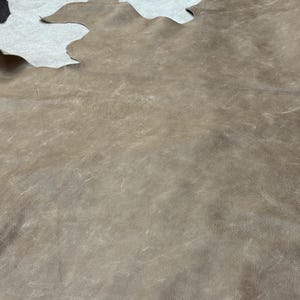 Beige Tan Natural Leather Hide - Italian Cowhide for Upholstery, Seating, Furniture & DIY Crafting 2.5oz | Full Grain Leather Hides