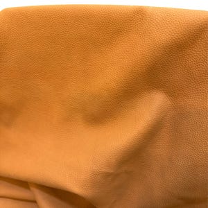 Piel de nobuk naranja tostado de 1,8 mm/25 pies cuadrados, piel de vaca con grano envejecido, nobuk suave y genuino para tapicería, muebles, bolsos, carteras y manualidades.