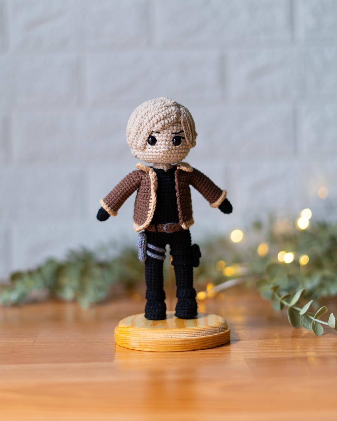 Leon S Kennedy Doll - Etsy Leon S Kennedy Doll - Etsy