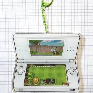Plants vs Zombies DS Shaker Keychain