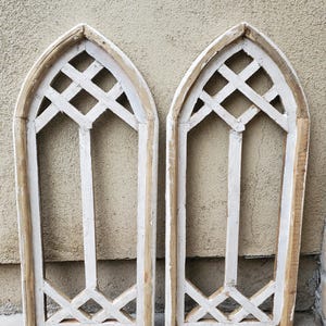Farmhouse Arch Wood Distress White Shabby Chic Folignoto Set of 2, CHOOSE Size