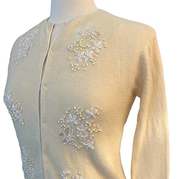 Croft & Barrow Embroidered Wool Angora Vintage Sweater-Bust 44