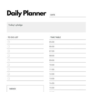 Op de afbeelding: Een zwart-witte dagelijkse planner met een sectie voor "Belofte van vandaag", een to-dolijst en een tijdtabel van 5:00 uur tot 22:00 uur. Er is ook een sectie voor "MEMO".