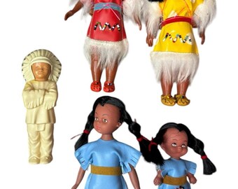 Lot Of 5 Native American Indian Plastic Dolls Leather Outfit Papoose Baby