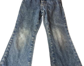 Vintage Lee Girls Size 4 Jeans Denim Flare Leg Stretchy Waist 90s Y2K Distressed