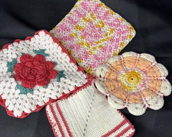 Lot of 4 Vintage Hanging Crochet Doilies Trivets Potholders Flowers Pink Red