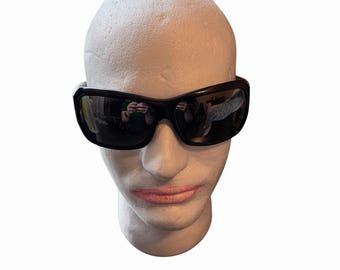 Maui Jim MJ 111-02 Sunglasses Gloss Black Polarized Italy Used