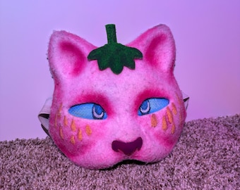 Strawberry therian mask !