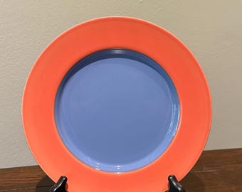 Lindt Stymeist Colorways 9&quot; Plate (Salmon/Periwinkle Blue)