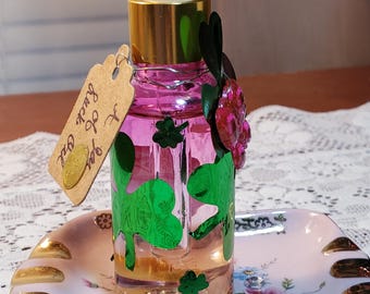 Ein Glas mit gutem Glück Öl