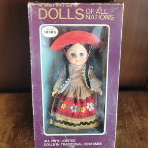 Vintage Dolls of All Nations Mexico #137 Sleep Eyes Doll in Original Box, 6.5″ Vinyl Jointed Collectible International Doll
