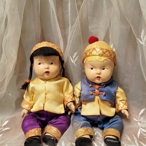 Antique 1950&#39;s Asian Boy & Girl Dolls 10&quot; - Made in Japan, Movable Limbs, Silk Outfit, Oriental Dolls, Mid Century Doll Pair