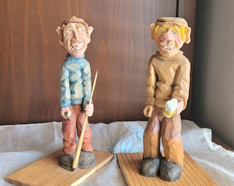 Vintage Volkskunst Holz geschnitzte Figuren Paar Hand geschnitzte bemalte Skulpturen Rustikale American Folk Decor Set