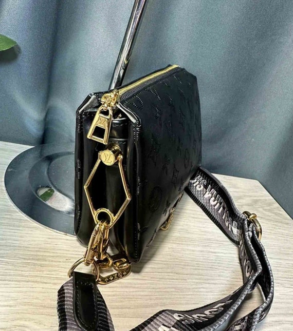 Wonderful Vintage Black Leather Shoulder Bag, Han… - image 5