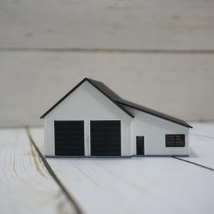 Barndominium House • Double Bay Garage - N-Scale (1:160)