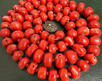 Antique red coral necklace. Aka coral. Beads size from 8.5 to 12.3mm. 88gram
