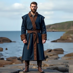 Medieval Viking Warrior Robe | Men&#39;s Long-Sleeve Tunic with Belt | Norse-Inspired Wool Cloak for Renaissance Fairs & Cosplay Events