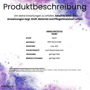 Puede incluir: Una descripci&oacute;n del producto en alem&aacute;n, titulada "Produktbeschreibung". El texto detalla las instrucciones de cuidado de una camiseta unisex softstyle, incluyendo tejido, material, lavado, cloro, secado y planchado. La camiseta es 100% algod&oacute;n.