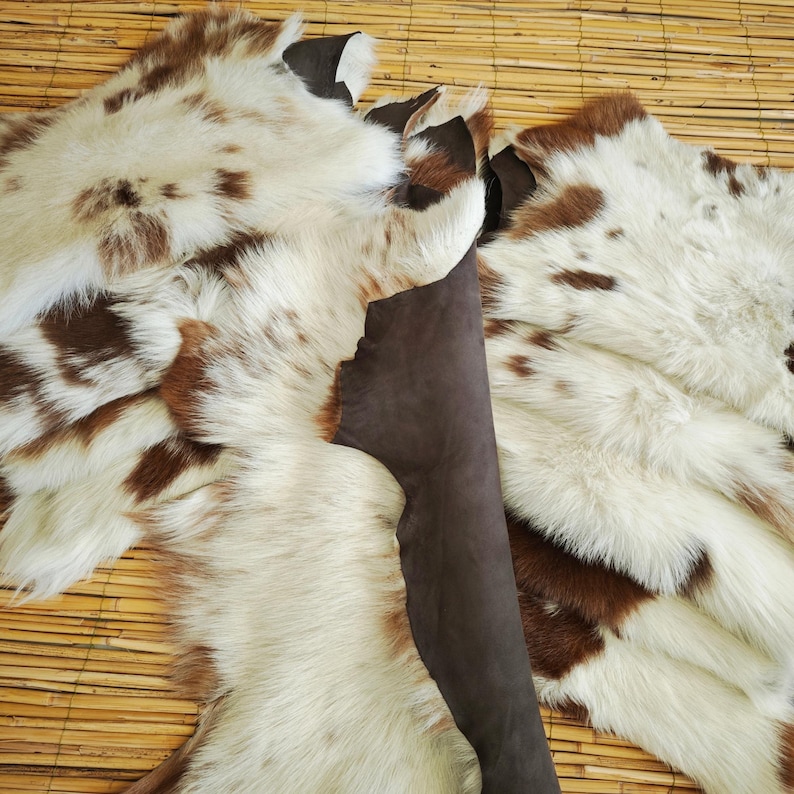 Genuine Sheepskin Throw Rug - Silky Soft Lambskin Hide image 2