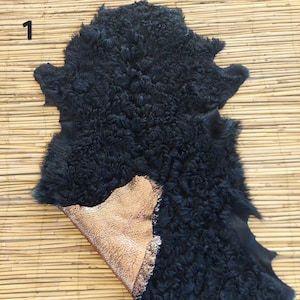 Genuine Black Curly Shearling Throw Rug, Collar Fur Tigrado Sheepskin, Home Decore Hides, Black Curly Gift Sheepskin, Seat Pad Lambskin