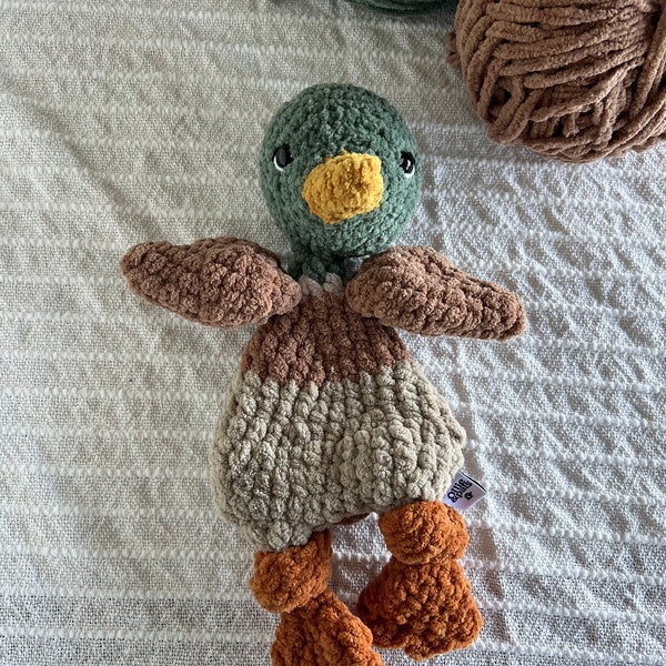 AUF BESTELLUNG / Ollie es Ducky / Crochet Lovey / Häkeldecke