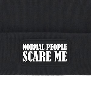 Gorro "Pessoas Normais Me Assustam" Tamanho Único
