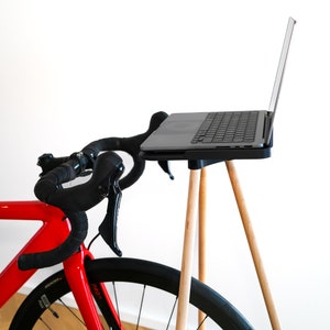 Laptophouder voor indoorfietstrainer inclusief houten poten, 3D-printtechnologie, perfect voor Zwift, cadeau voor fietsfans afbeelding 5