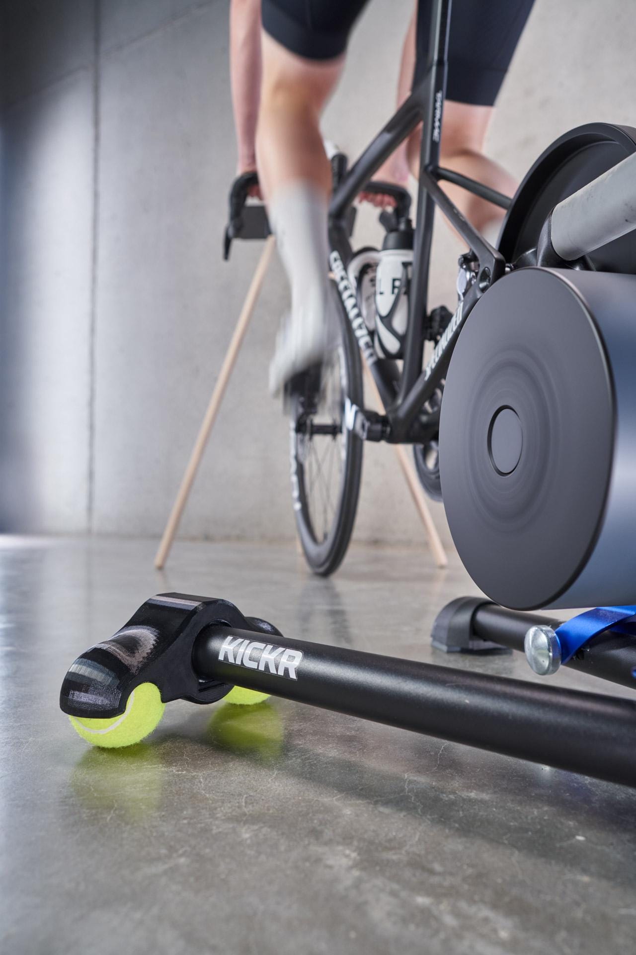 Rocker Plate Feet | Tennis Ball Feet for Wahoo KICKR Smart Trainer
