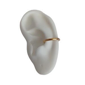 2mm thick dainty 18k gold vermeil ear cuff. NORA ear wrap developed by Maison Noora