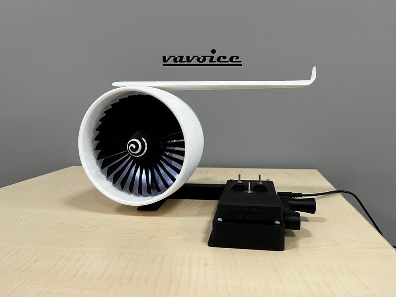 Creative Desktop Jetfan - Equipped With Inside and Tail Lights ...