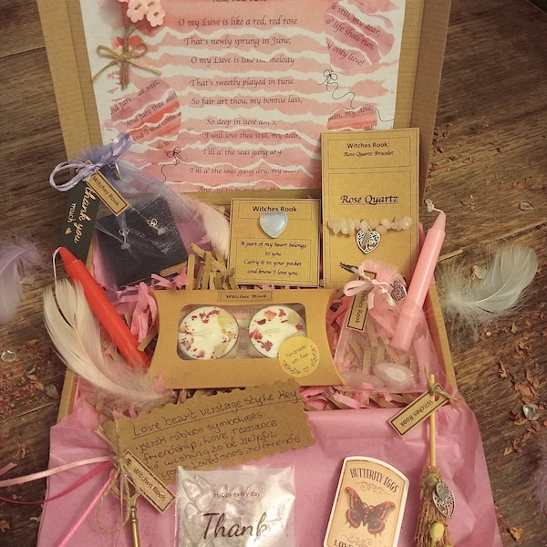 Love spell kit, Witchy gifts, witchcraft box, ladies gift set, selfcare box, gifts for her, spell kit, Valentines gifts, valentine's hamper,