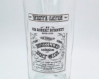 VTG Sir Robert Burnett White Satin London Distilled Dry Gin Drinking Glass