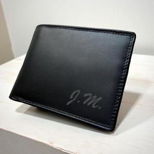 Hochwertige personalisierte schwarze Herren Geldbörse aus Nappaleder Geschenk Jahrestag Vatertag Männertag Geburtstag Hochzeit
