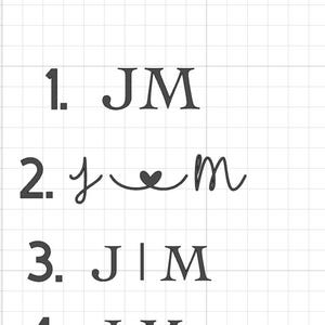 May include: Image displaying the word "Initialen" above four different stylized initials: JM, j♡m, J|M, and J.M. The initials are in a dark gray font on a white grid background.